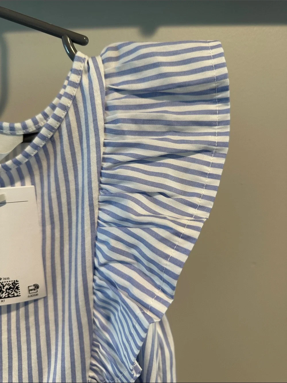 H&M 5T/6 Flutter Sleeve Light Blue & White Stripe Cotton Dress